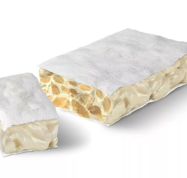 Turron dur d'Alicante dans un coffret bois